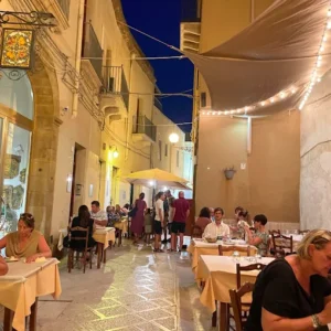 Dolce della casa in omaggio per il tavolo