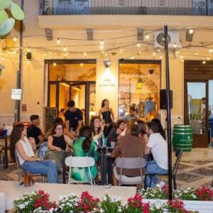 Al Qantara vineria